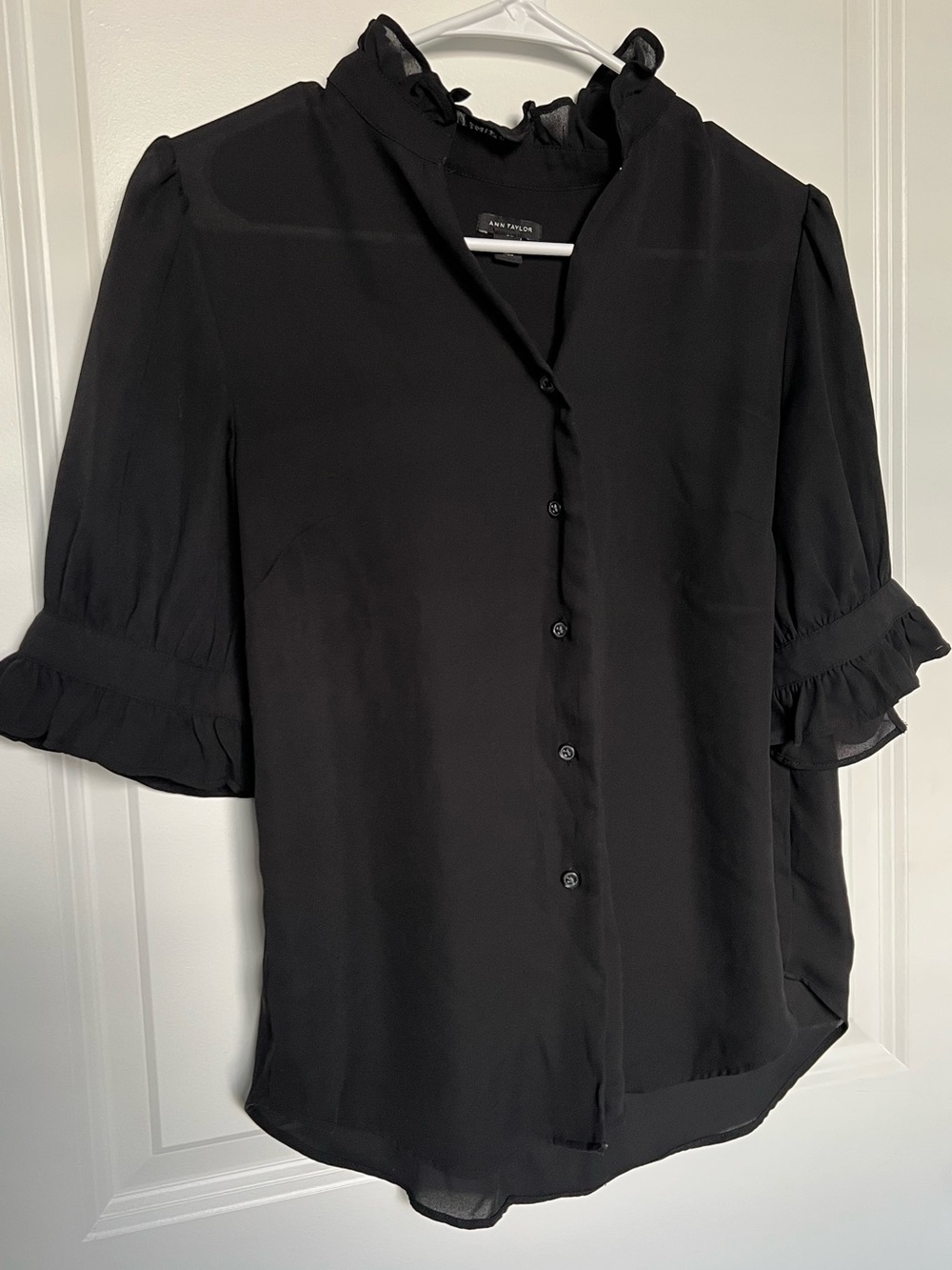 Ann Taylor Black Ruffle Sleeve Button-Front Blouse
